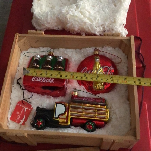 Coca-Cola Ornaments Holiday 🎁 vintage! like new! original box! 3 glass ornaments - Picture 15 of 17